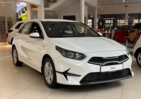 Kia Ceed cena 94900 przebieg: 5, rok produkcji 2023 z Gdynia małe 137